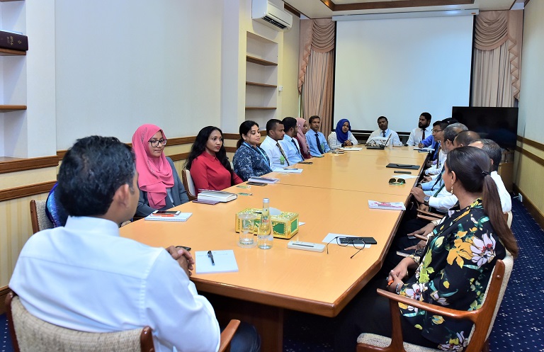 ޕްރިންސިޕަލުންނާބެހޭ އުސޫލަކީ ޤާނޫނީ އިމުން ބޭރު އުސޫލެއް؛ ތަންފީޒު ނުކުރައްވާ: އިދިކޮޅު