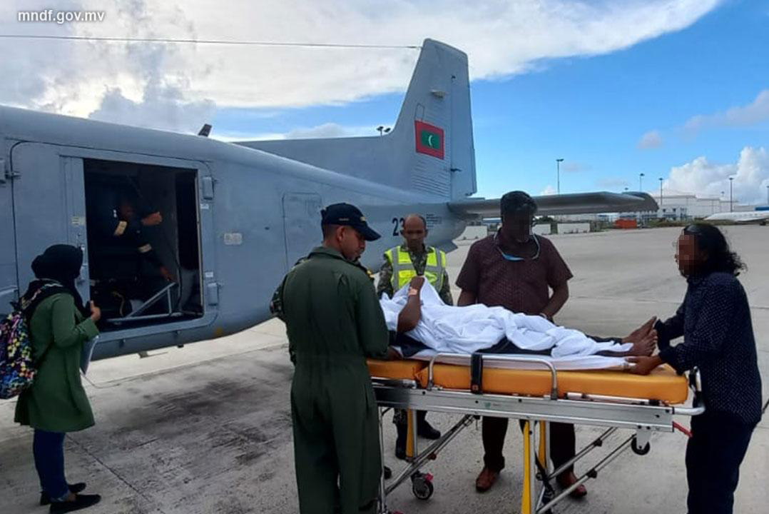 ކުޅުދުއްފުށީ ހޮސްޕިޓަލްގައި އޮތް ހާލުބޮޑު ބަލިމީހަކު އެމްއެންޑީއެފުން މާލެ ގެނެސްފި