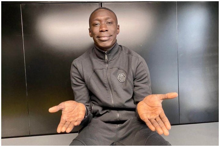 ޚަބީ ލޭމް: އަނގައިން ނުބުނެ މީހުން ހެއްވާލާ ޓިކްޓޮކްގެ ރަސްގެފާން