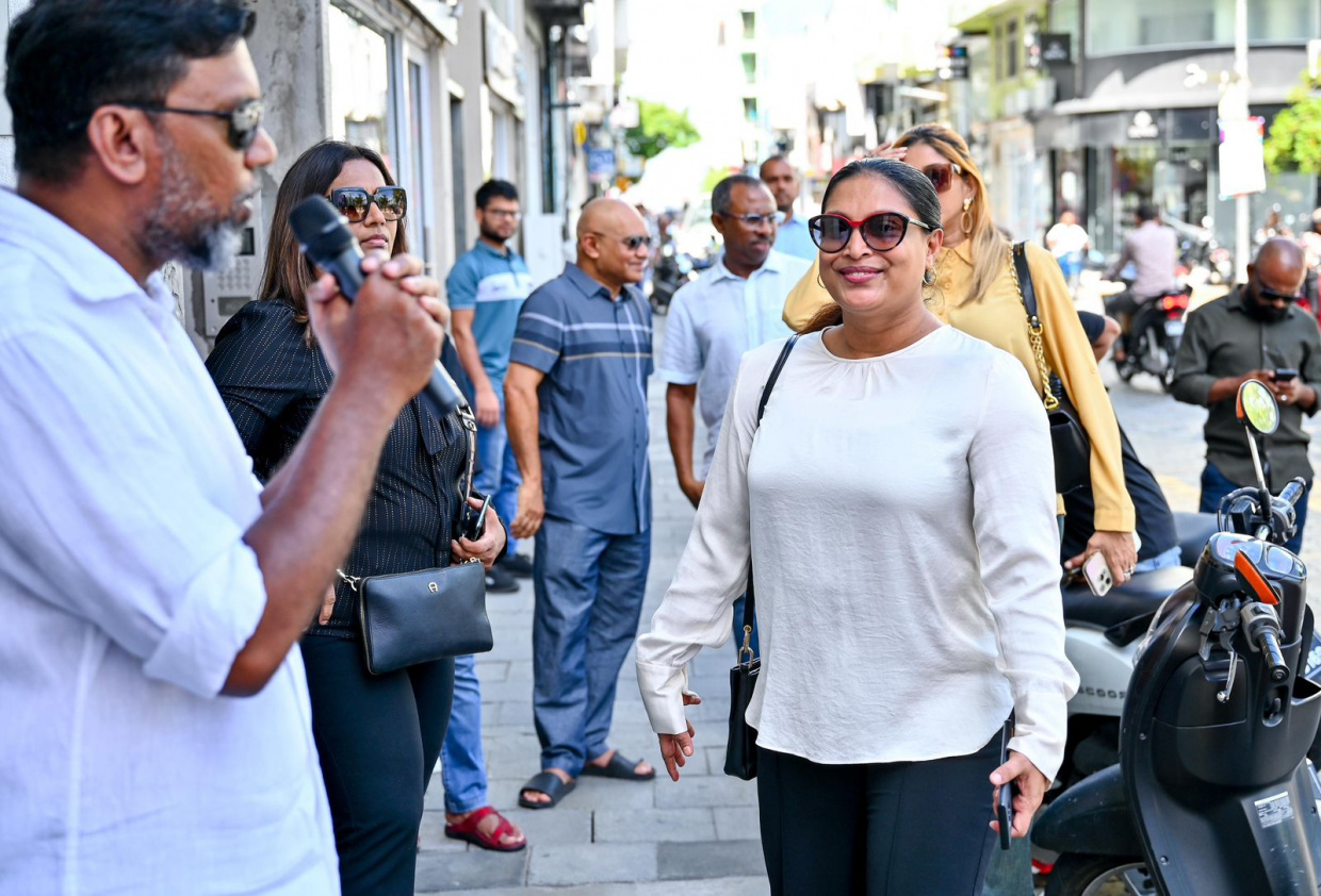 އޭސީސީން ކޮށްފައިވަނީ ތުހުމަތާ ގުޅުމެއްނެތް ސުވާލު؛ އެބޭފުޅުންނަށްވެސް ތުހުމަތު ސާފެއްނޫން: ވަކީލު