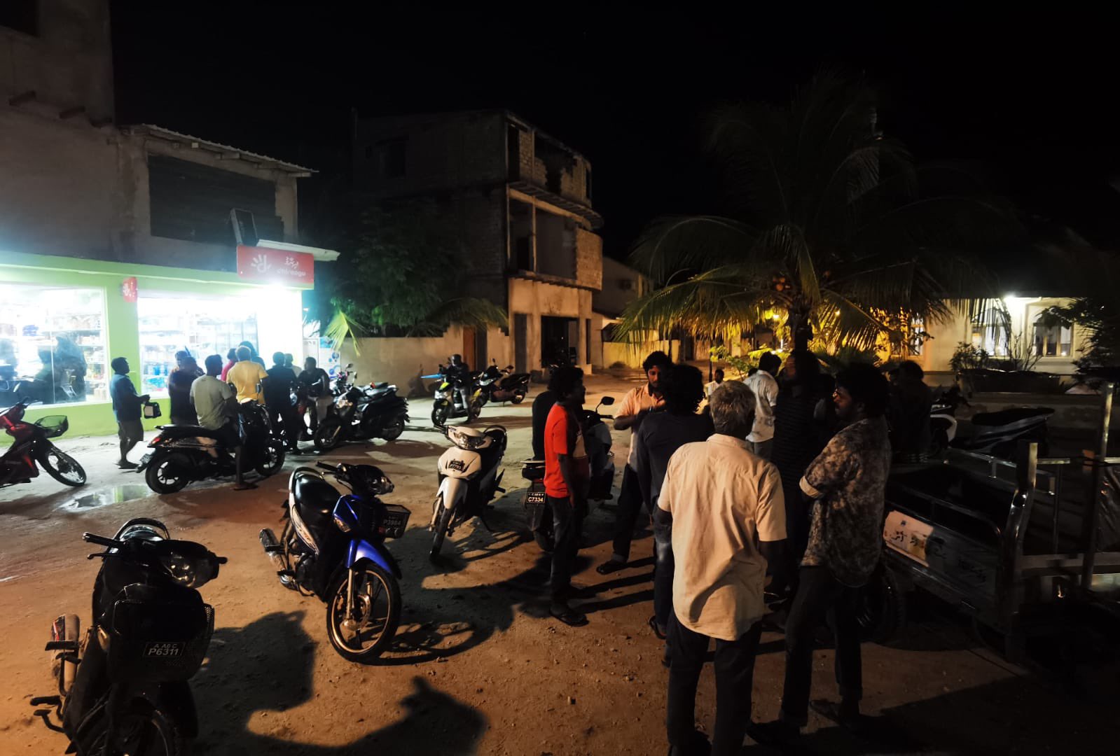 ބަނގުރާ ވިއްކާ ސަފާރީ އުކުޅަހު ފަޅުތެެރެއިން ނެރުމަށް ކޯޓުން އަމުރުކޮށްފި