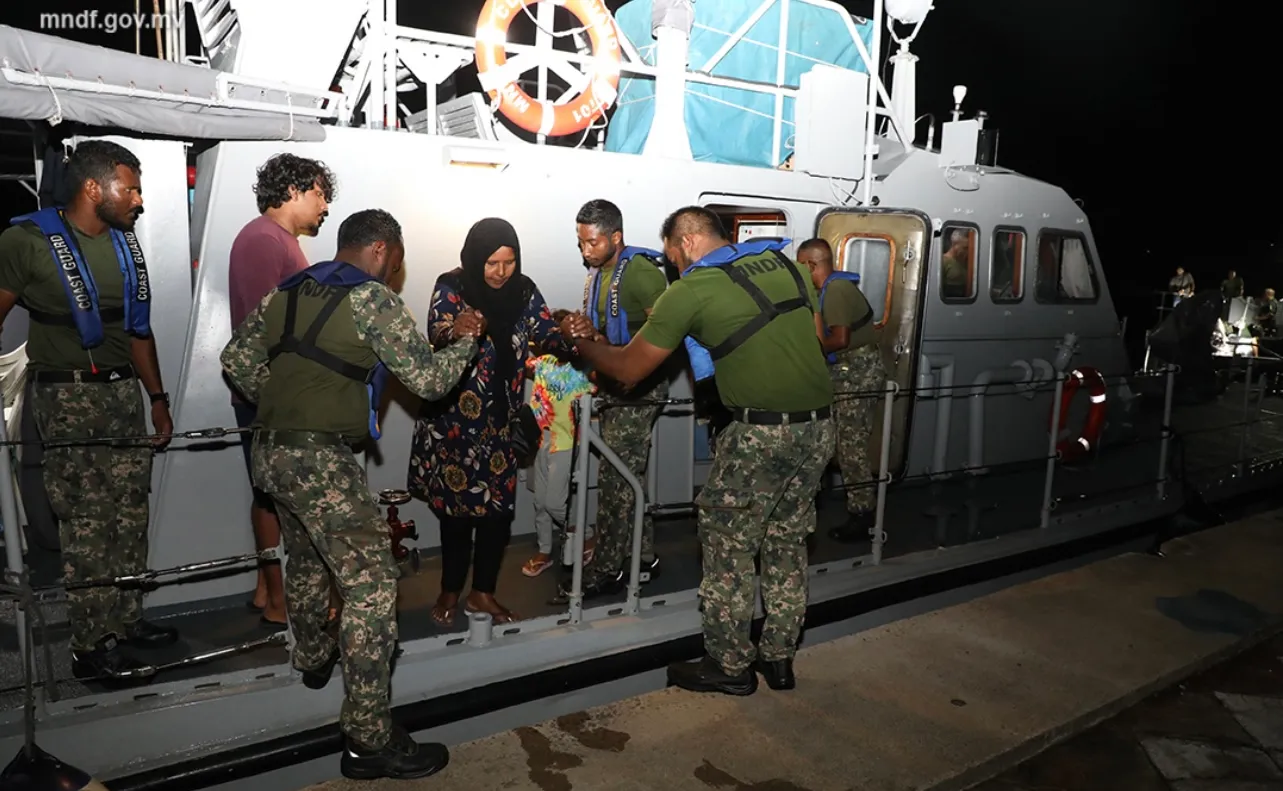 ނެޝަނަލް ސާވިސް ޕްރޮގްރާމަށް 1،200 އަށްވުރެ ގިނަ ހުށަހެޅުން