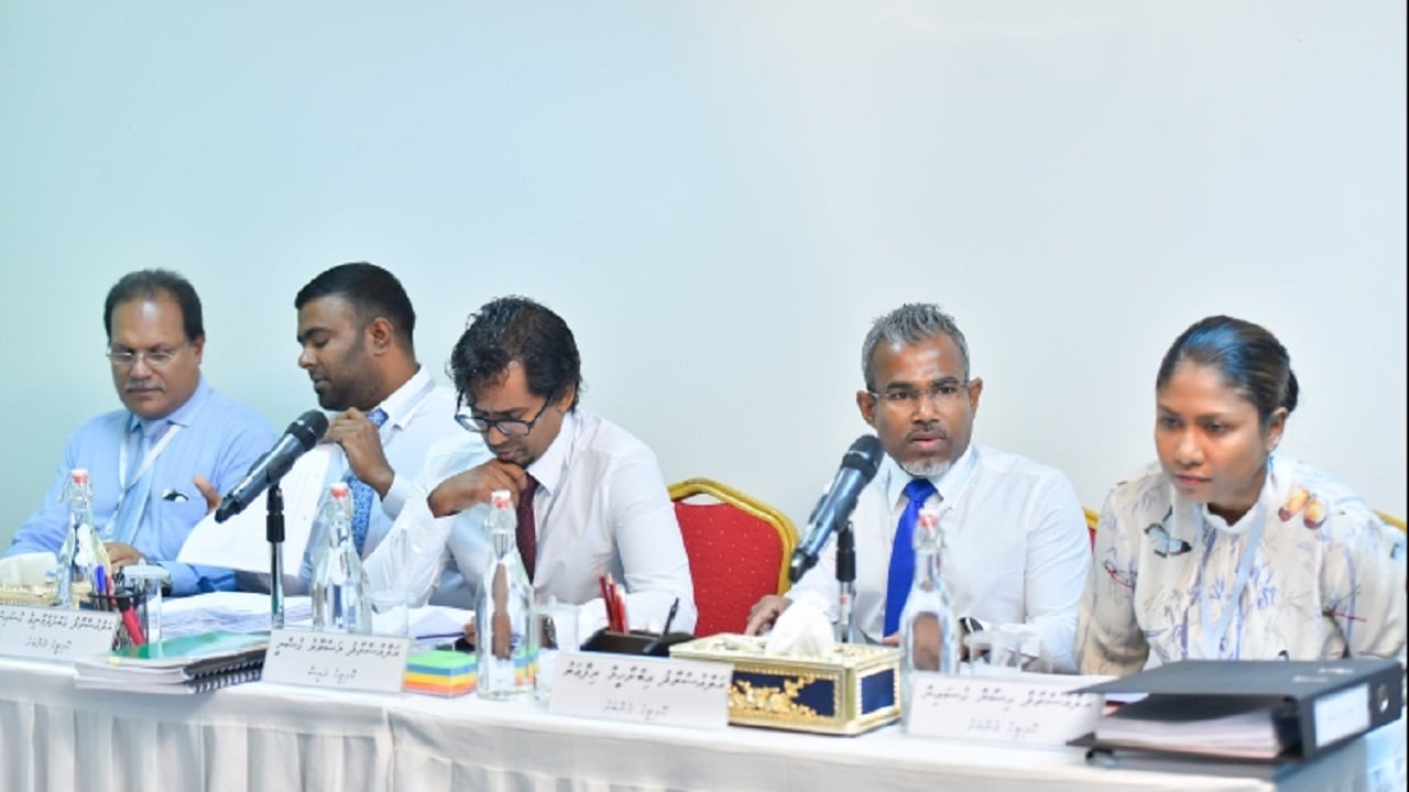 މާމެންދޫ ކޯޓުގެ އިސް މެޖިސްޓްރޭޓް 60 ދުވަހަށް ސަސްޕެންޑް ކޮށްފި