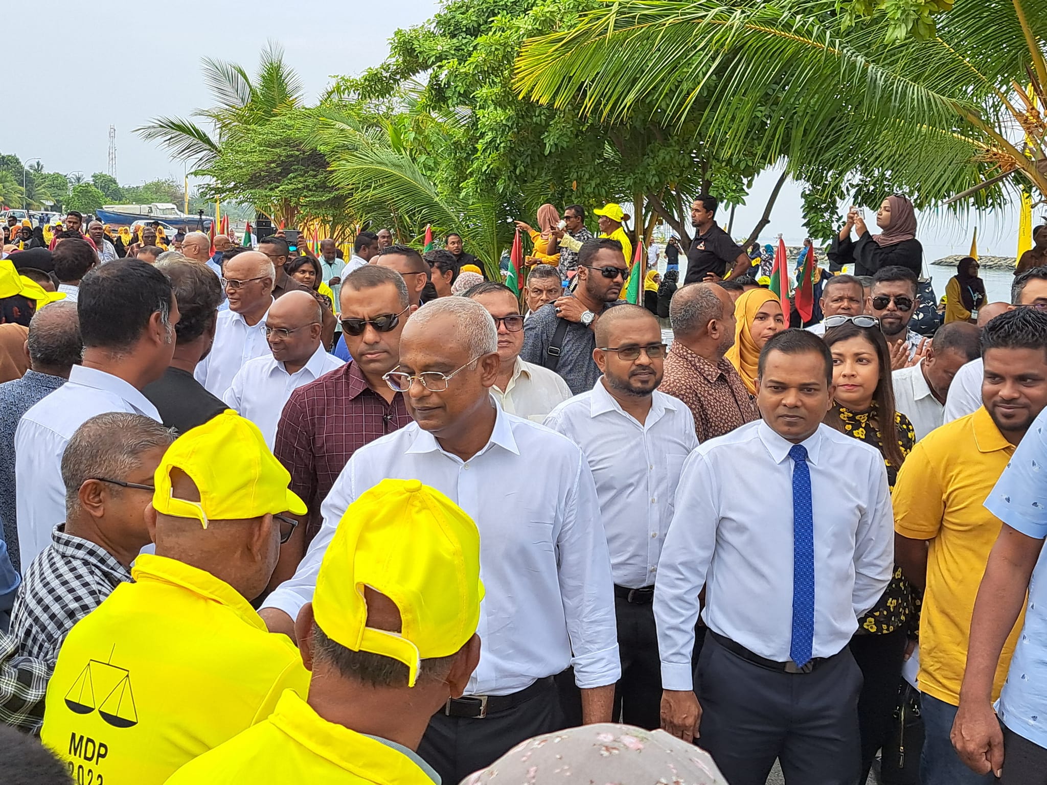 އައްޑޫ ސިޓީން ރައީސް ޞާލިޙަށް ހޫނު މަރުހަބާއެއް