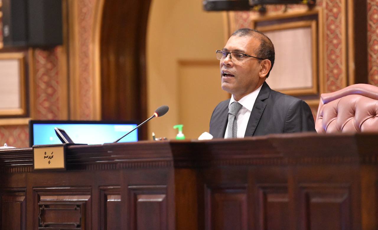 އަމީނީ މަގުގައި ހުރި ގަސްތައް ކަނޑަންޏާ ކޯޓަށް ދާންޖެހިދާނެ: ރައީސް ނަޝީދު