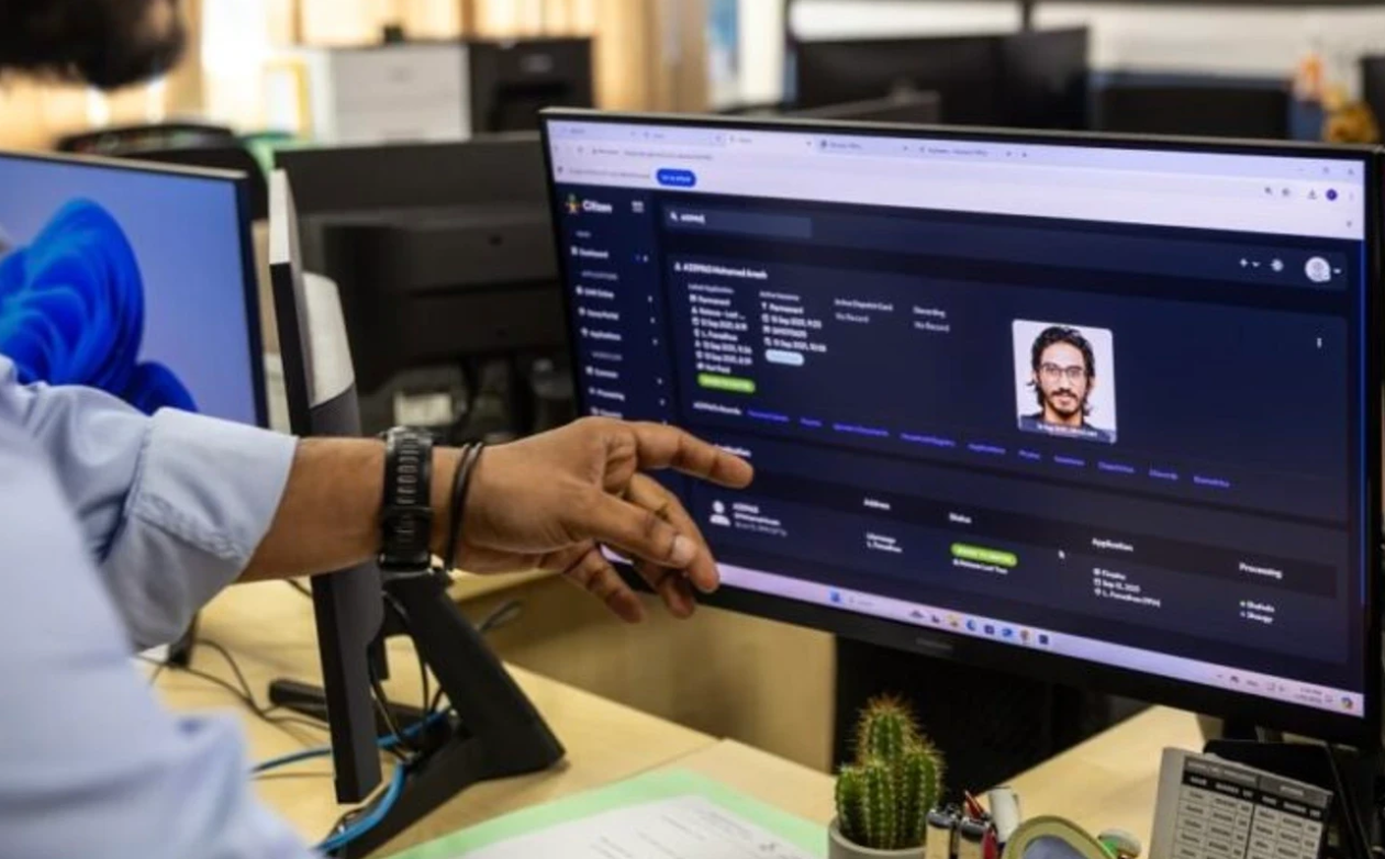 އައިޑީކާޑު ޕްރިންޓްކޮށް ދޫކުރުމުގެ ޚިދުމަތް ހަނިމާދޫގައި ފަށައިފި