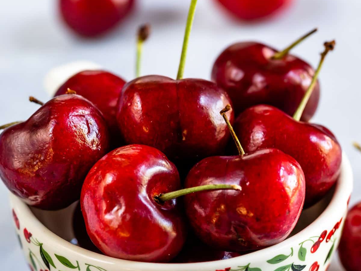 ޗެރީ އިން ކޮލެޖިން އުފެއްދައިދީ ހަންގަނޑު އަލިކޮށްދޭ