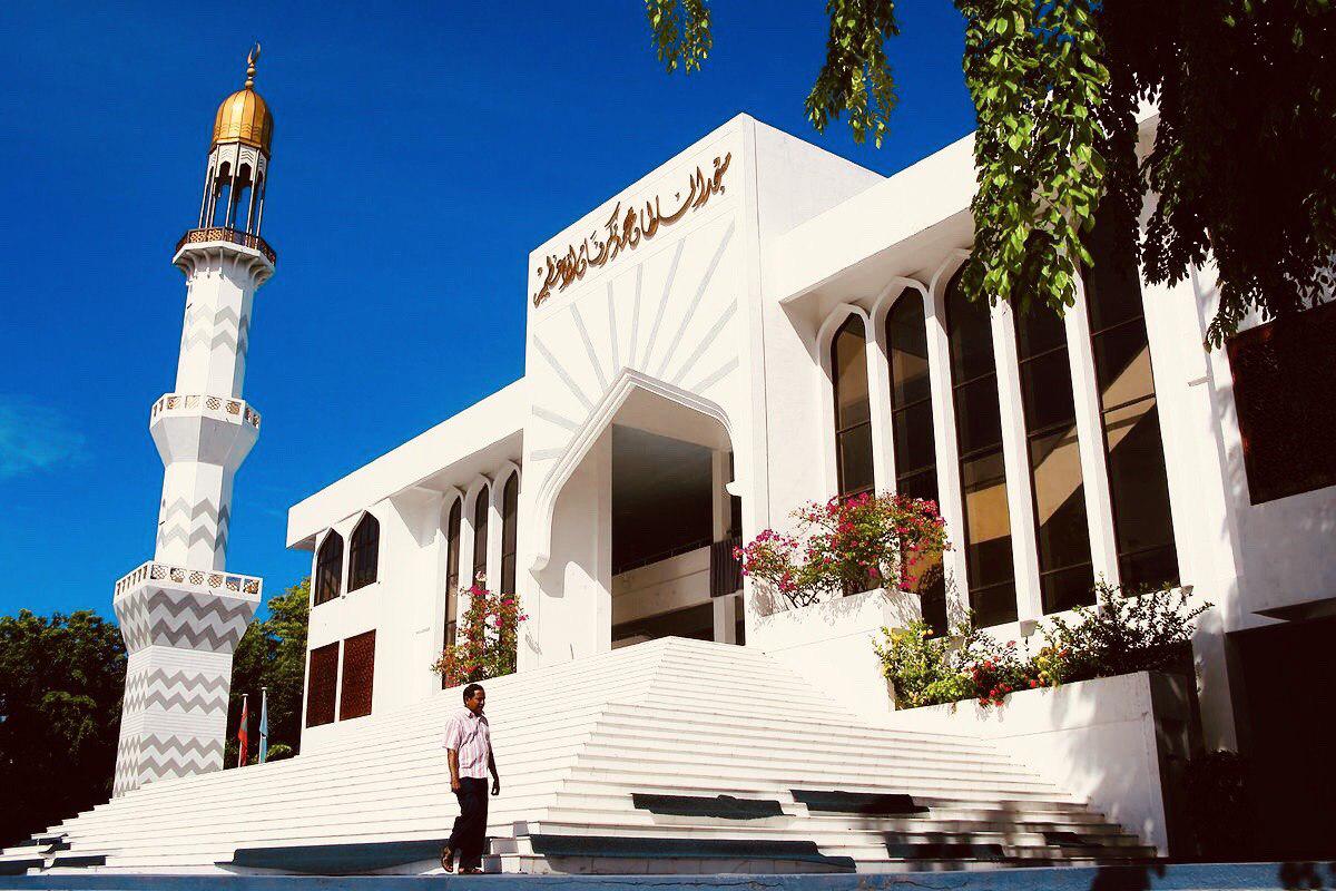 އިންސާނާ ނުރުހޭ ކަންތައްތައް ﷲ ލައްވާފައިވަނީ އިލާހީ ޙިކުމަތަކަށްޓަކައި- ހުކުރު ޚުތުބާ