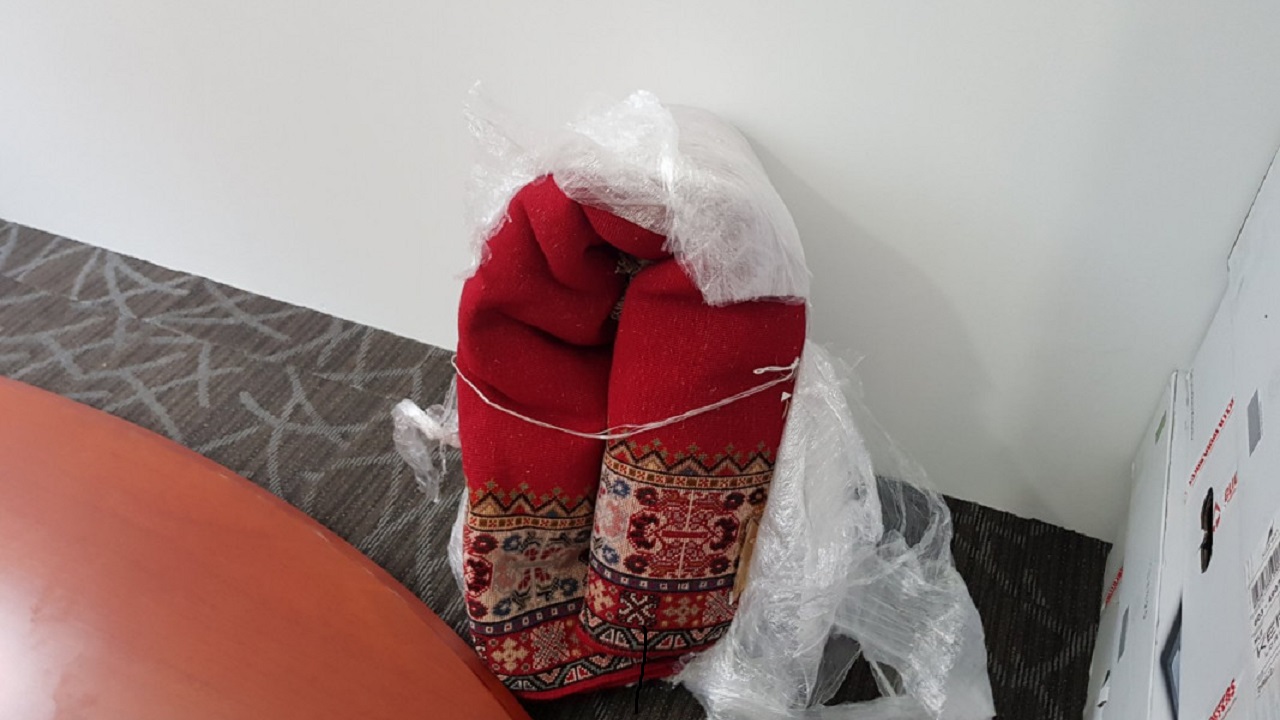 ޝާހިދު ކާޕެޓް ގެއަކަށް ނުގެންދަވާ؛ ކޮރަޕްޝަނެއް ނެތް: އޭސީސީ