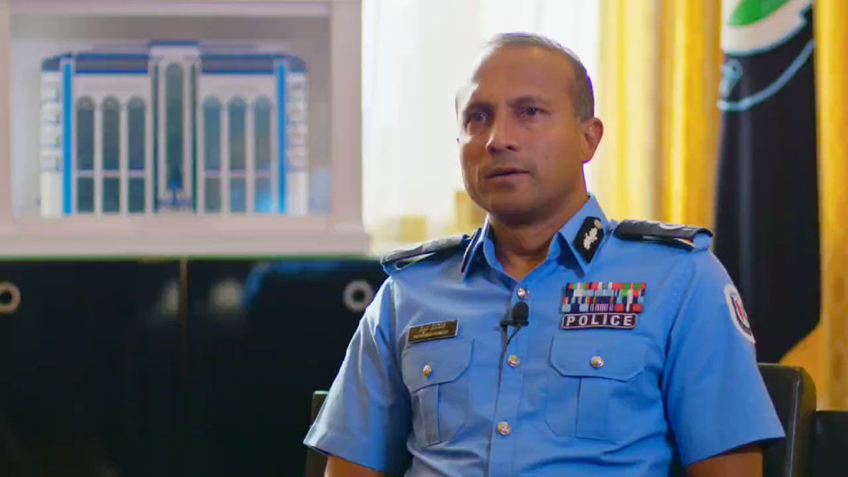 ފުލުހަކަށް މަރުގެ އިންޒާރުދިން މީހަކު ހައްޔަރު ކޮށްފި