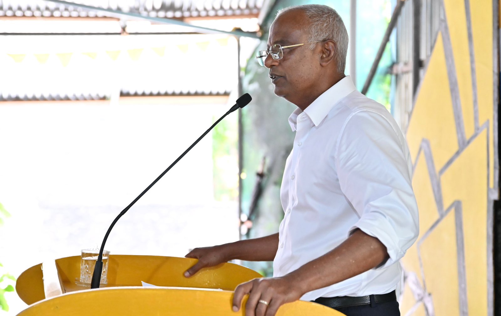 ފާޅުކުރާ ހިޔާލުން އަނެއްމީހާގެ ކަންފަތުގެ ތޫރި ފަޅައިގެން ދާނަމަ ސަރުކާރުން އެކަމާއި ވިސްނަންޖެހޭ: ރައީސް