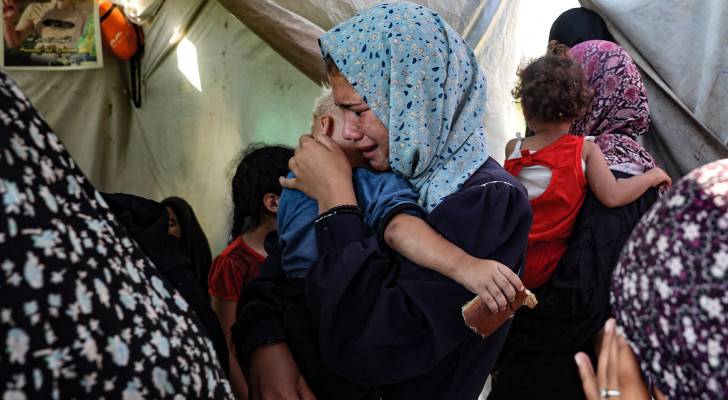 ޣައްޒާގެ ދެ ސްކޫލަކަށް ދިން ހަމަލާއެއްގައި އެތައް ބަޔަކު ޝަހީދުވެއްޖެ