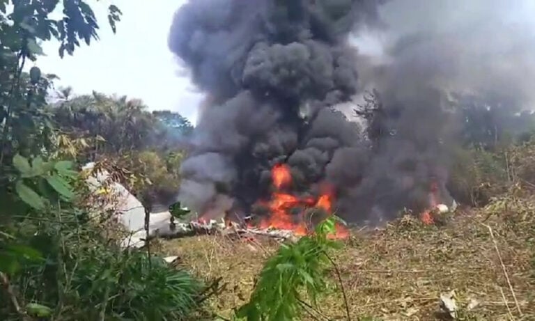 110 ސިފައިންނާއެކު ދަތުރުކުރި ހާކިއުލިސް ބޯޓެއް ކޮލަމްބިއާގެ ދެކުނަށް ވެއްޓިއްޖެ