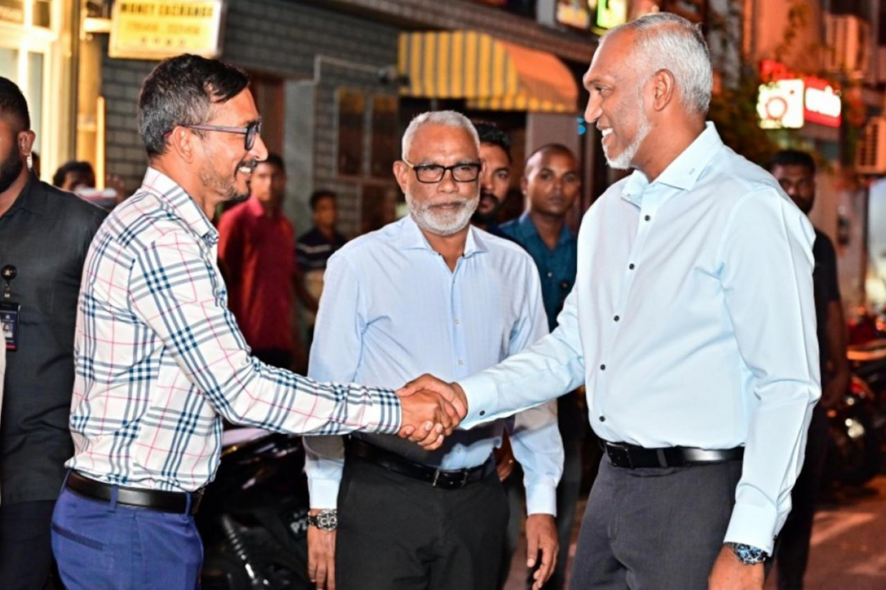 2028 ގައި ރައީސް ޔާމީން ހުންނާނީ ރައީސް މުއިއްޒު ހޮވަން ފޫގަޅާލައިގެން: ފަލާހް