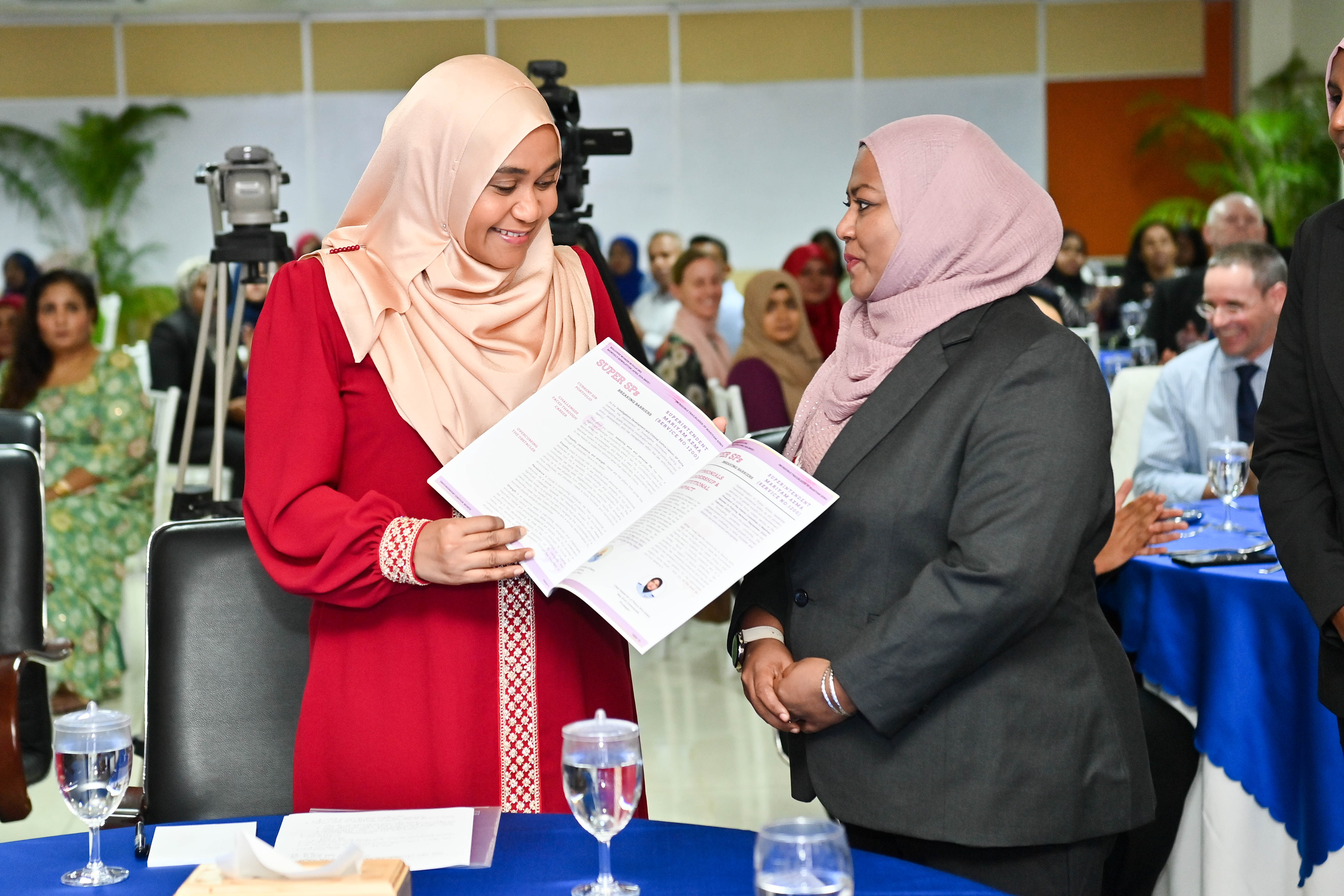 "މޯލްޑިވްސް ވިމެން އިން ޕޮލިސިންގ ކޮމިޓީ" ގެ ދެވަނަ ދައުރު އިފުތިތާޙުކޮށްފި