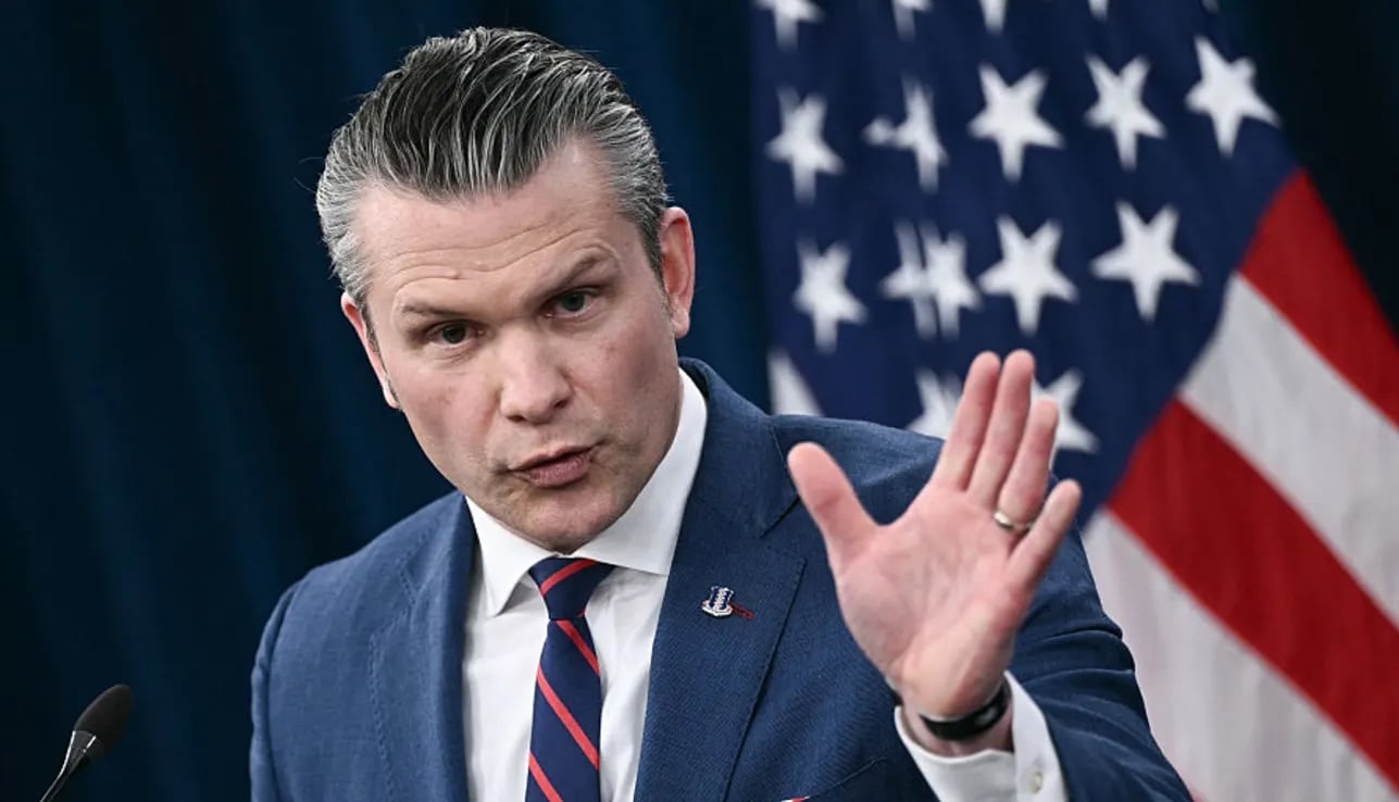 އީރާނަށް ދެމުންދާ ހަމަލާތައް ވަރުގަދަކޮށްފި: މިއީ އެންމެ ވަރުގަދަ ދުވަސް ކަމަށް ހެގްސެތު ވިދާޅުވެއްޖެ