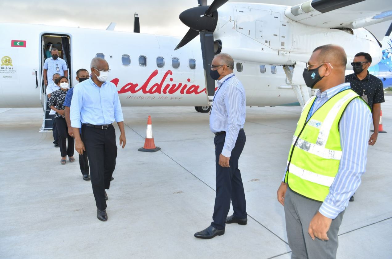 ހދ. އަތޮޅަށް ކުރެއްވި ދަތުރުފުޅަށްފަހު ރައީސް ޞާލިހު މާލެ ވަޑައިގެންއިފި