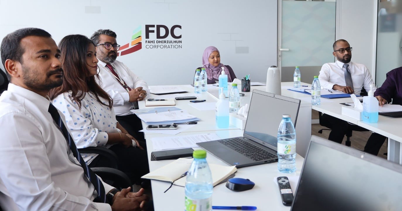 އެފްޑީސީގެ ޗެއާޕާސަން ނަޝްވާ މަގާމުން ވަކިކޮށްފި