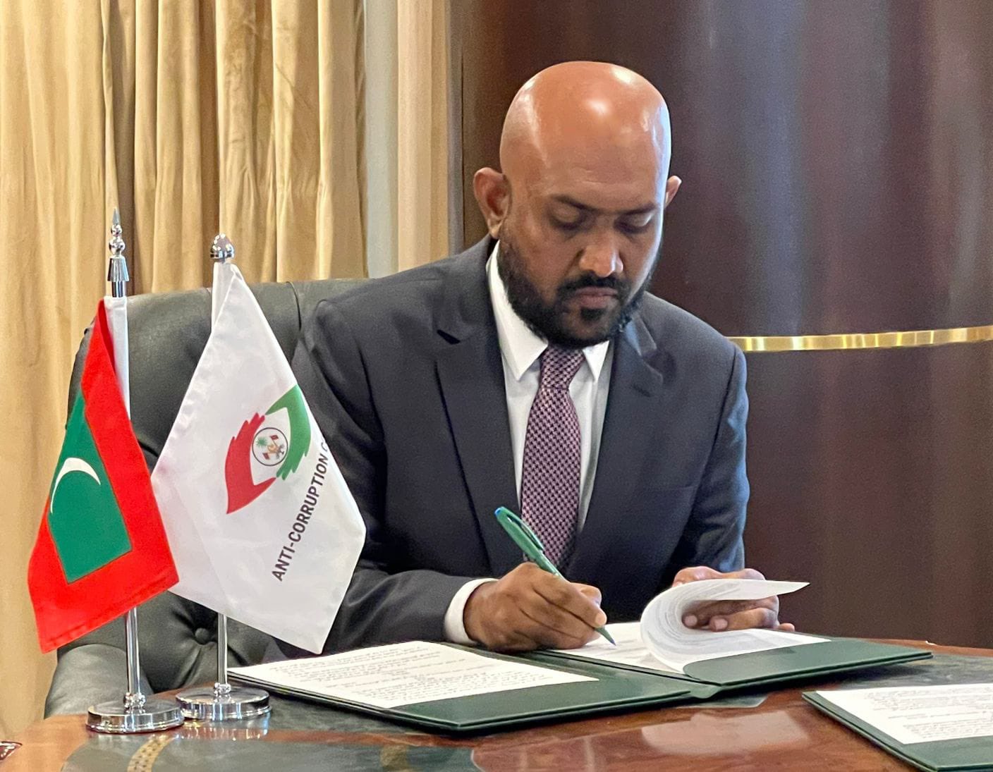 ފަންސާސް މިލިއަންގެ ތެރެއިން ދަޢުލަތަށް އަނބުރާ ލިބުނީ ދެލައްކަ ރުފިޔާ