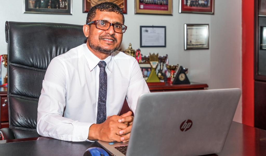 ސަރުކާރުން ކުރަމުންދަނީ "ބައި ގޮނޑިއަށް" ކުރާ ކެމްޕޭނެއް ނޫން - ޝަރީފް