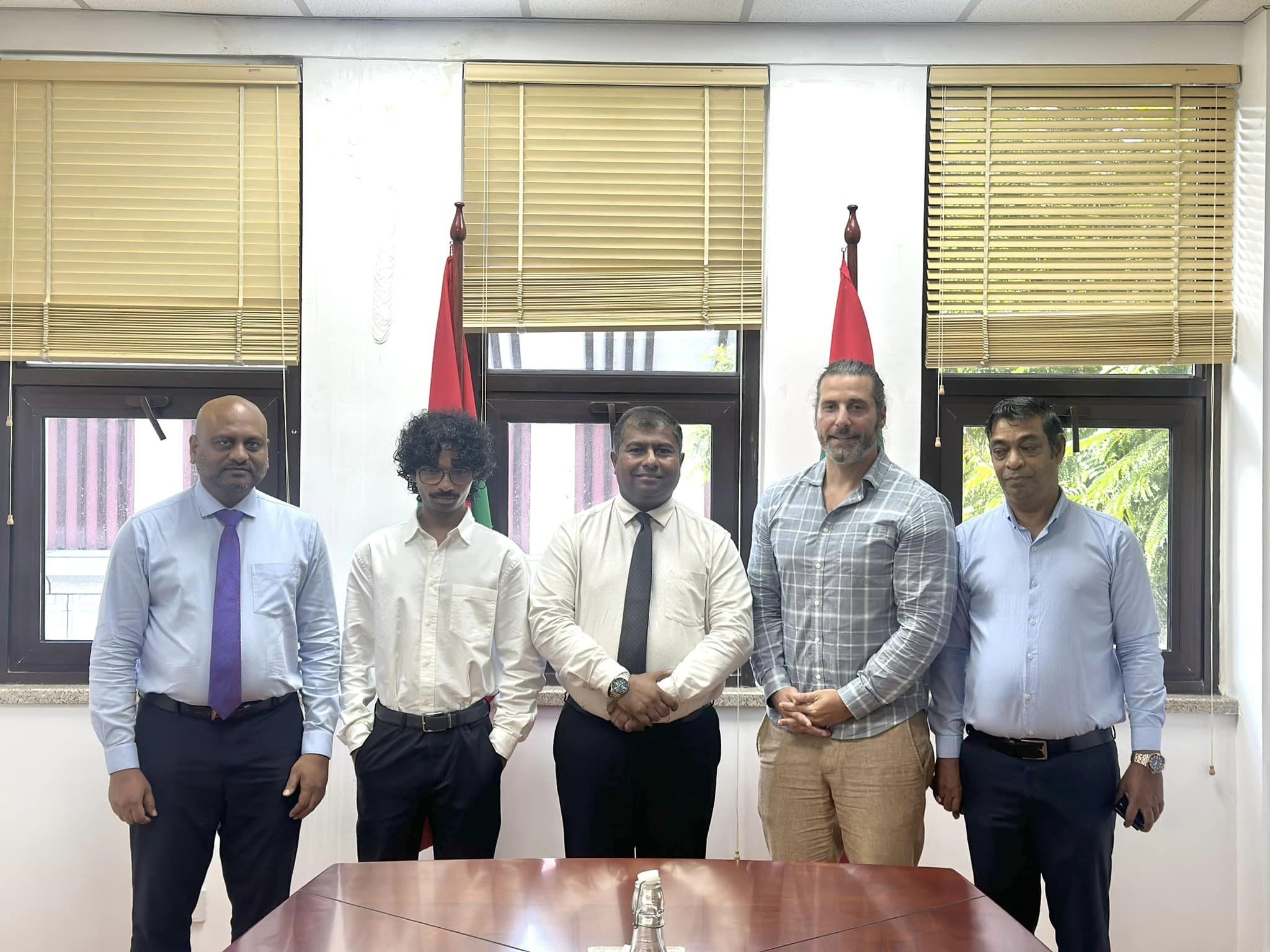 ޕޯޗުގީޒުގައި އަރުޝީފު ކުރެވިފައިވާ ދިވެހި ތާރީހާބެހޭ މައުލޫމާތު ހޯދުމަށް މަޝްވަރާކޮށްފި