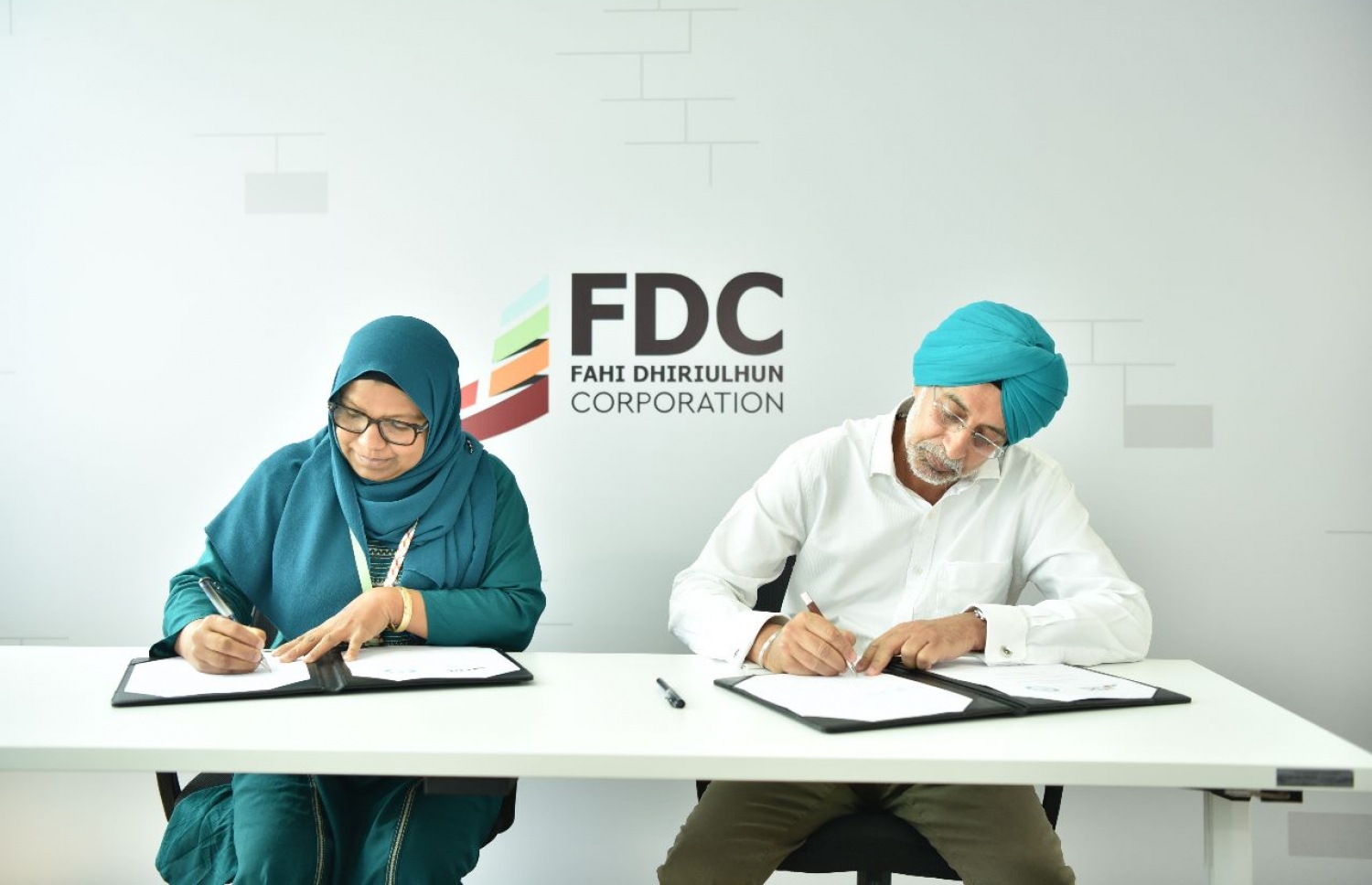 4 ޓަވަރެއްގެ މަސައްކަތް މިއަހަރުގެ ނިޔަލަށް ނިމޭނެ: އެފްޑީސީ