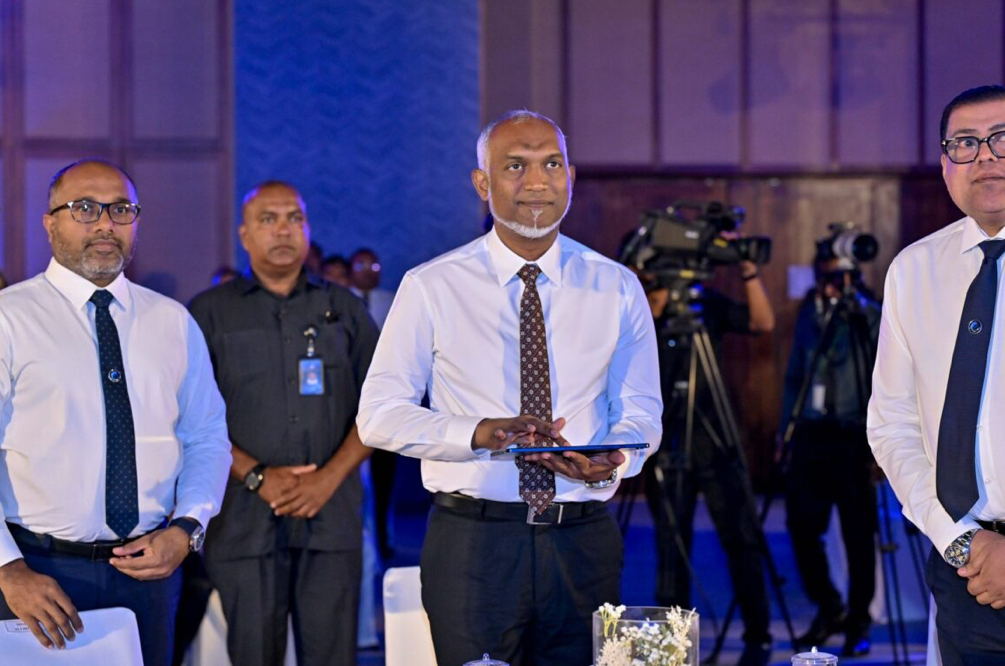 އިމިގްރޭޝަންގެ ހުރިހާ ހިދުމަތްތަކެއް ޑިޖިޓަލައިޒްކޮށްފި