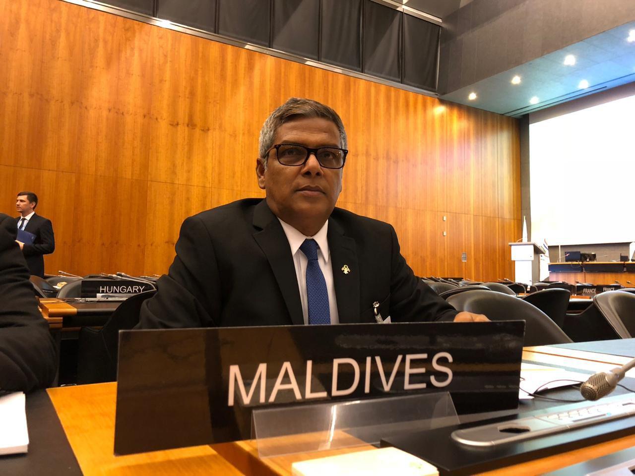 މެމްބަރުން ބޭނުންވަނީ ވަހީދަށް ނޫސްތަކުގެ ސުރުޚީ ދީގެންވެސް ރައީސް ޞާލިޙު ފަނޑުކޮށްލަން: މޫސަ