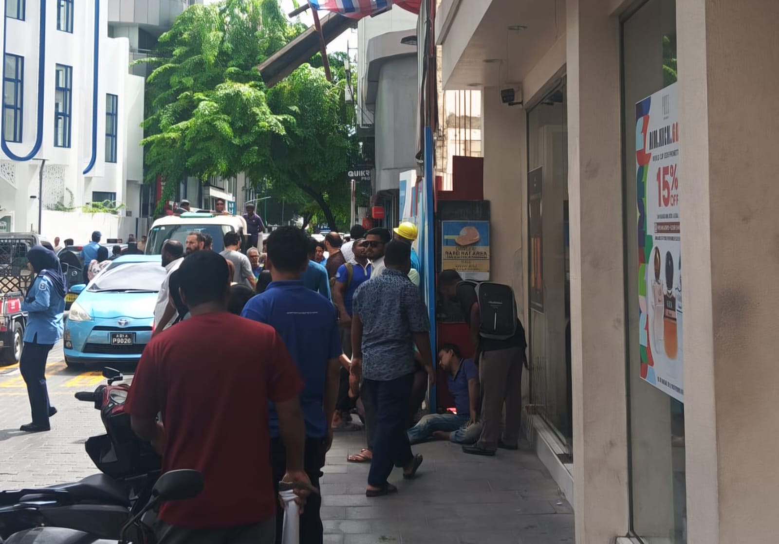 މާލޭގައި ހަދަމުންދިޔަ އިމާރާތަކުން ދެ ބިދޭސީއަކު ވެއްޓި އަނިޔާވެގެން ފަރުވާދެނީ