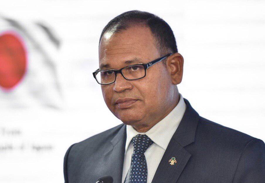 ރައީސް ޑރ. މުޢިއްޒުގެ ޒަޢާމަތުގައި ޤައުމަށް ޚިދުމަތް ކުރުމުގައި ދެމިހުންނާނަން: އާދަމް ޝަރީފް