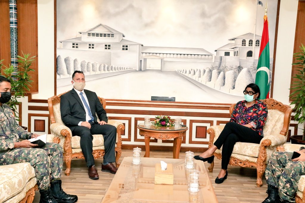 ވީއައިޕީ ސެކިއުރިޓީ ވިލަރެސްކުރުމަށް އެމެރިކާގެ ކޮންސަލްޓަންޓެއް!