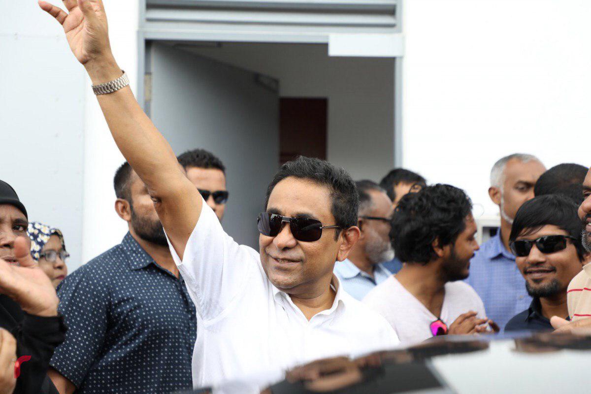 ރައީސް ޔާމީން އެއް ގަޑިއިރަށް ގެއަށް ބަދަލުކޮށްފި