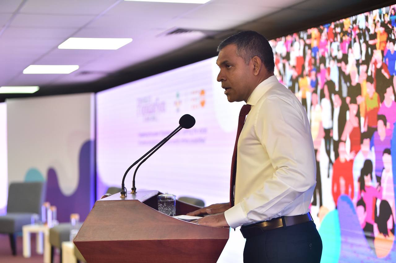 ހުރިހާކަމަކަށްވުރެ ޤައުމު އިސްކުރުމަށް ނައިބުރައީސް ގޮވާލައްވައިފި