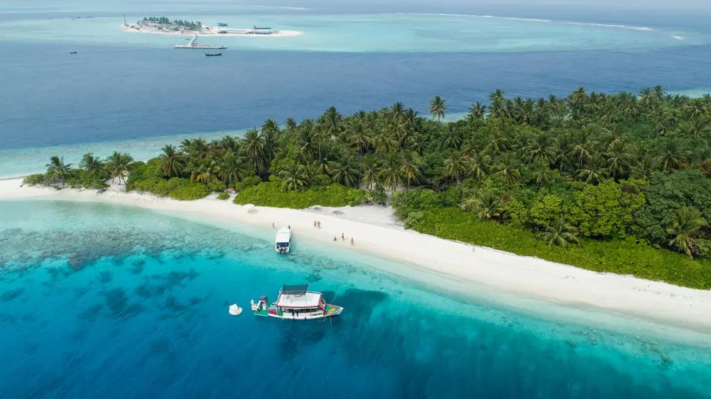 އޮޔާދިޔަ ދެދަރިން ސަލާމަތްކުރި ބައްޕަ ހާލު ދެރަވެ ނިޔާވެއްޖެ