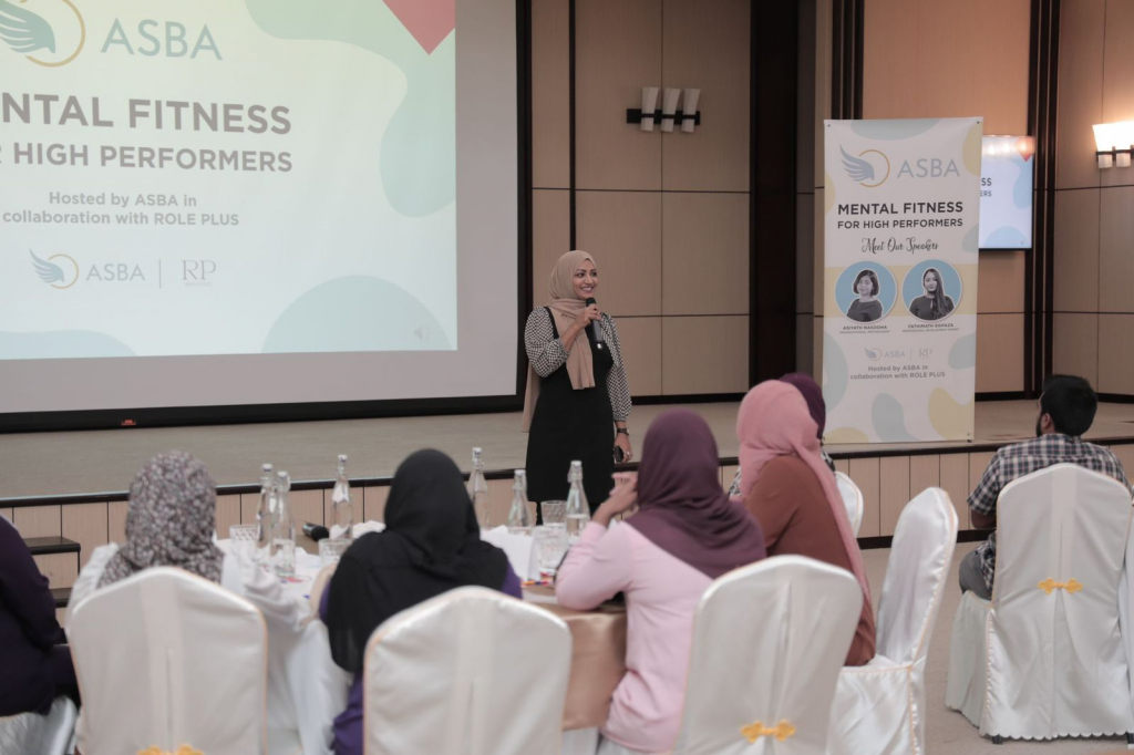 މުޖްތަމައަށް ފައިދާހުރި ކަންކަން ކޮށްދިނުމަކީ އަބަދުވެސް ހުވަފެނެއް: ނަހުލާ