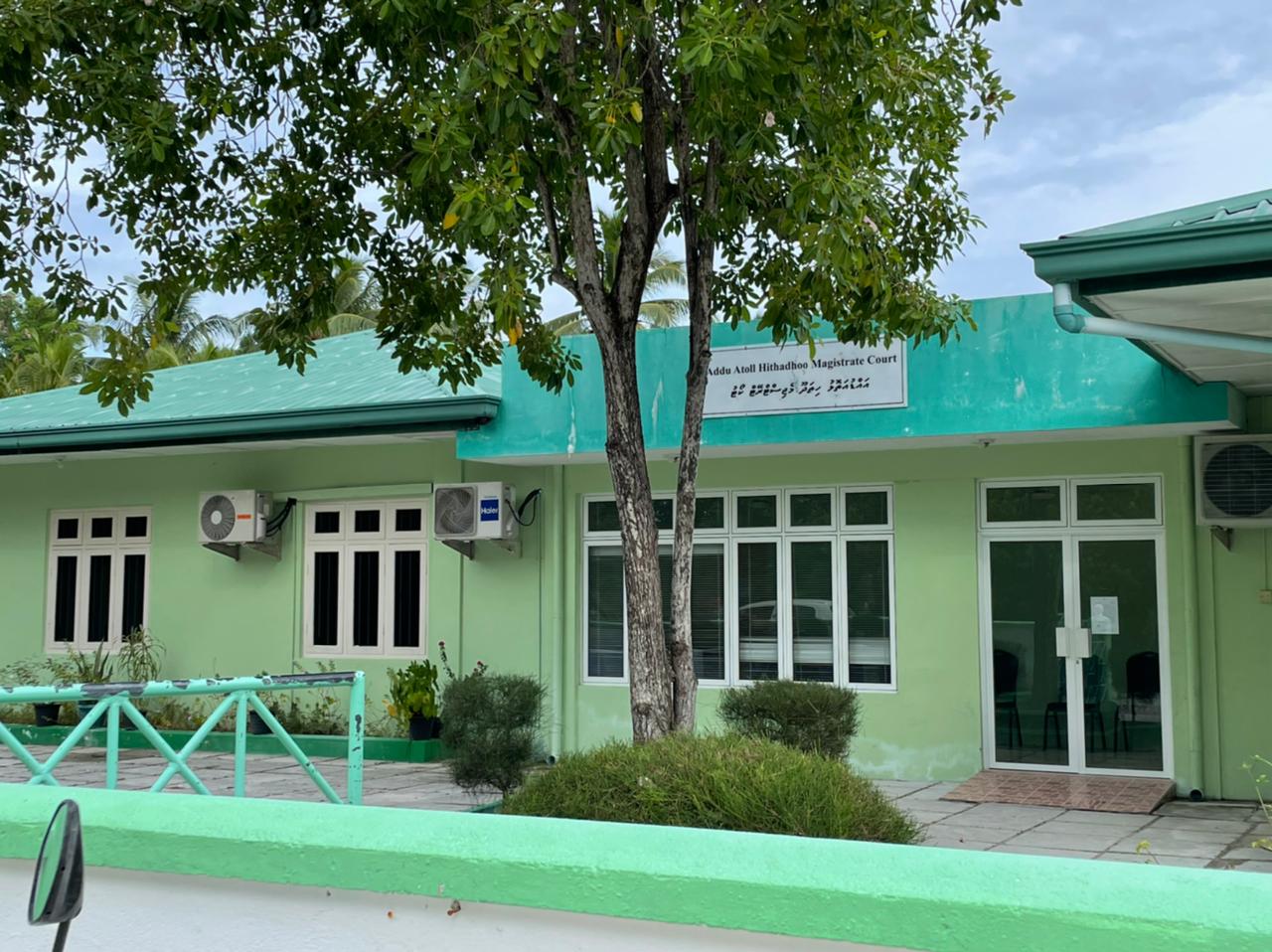 ކޯޓު އަމުރެއްގެ ދަށުން ބަންދުކޮށްފައި ހުރި "ޑްރަގް ކެފޭ" އަކަށް ވަތް މީހަކު ހައްޔަރުކޮށްފި