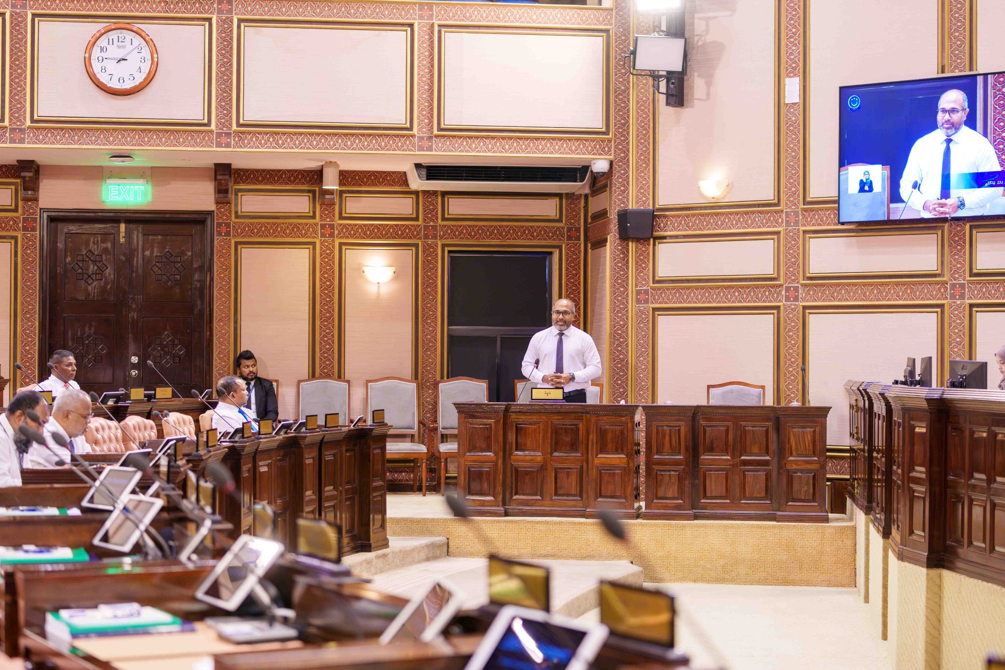 ފުލުހުންގެ އިތުބާރު ދެމެހެއްޓުމަށްޓަކައި ބައެއް ނާޒުކު ހާލަތްތަކުގައި މައުލޫމާތު ހާމަކުރަން ޖެހޭ: މިނިސްޓަރު