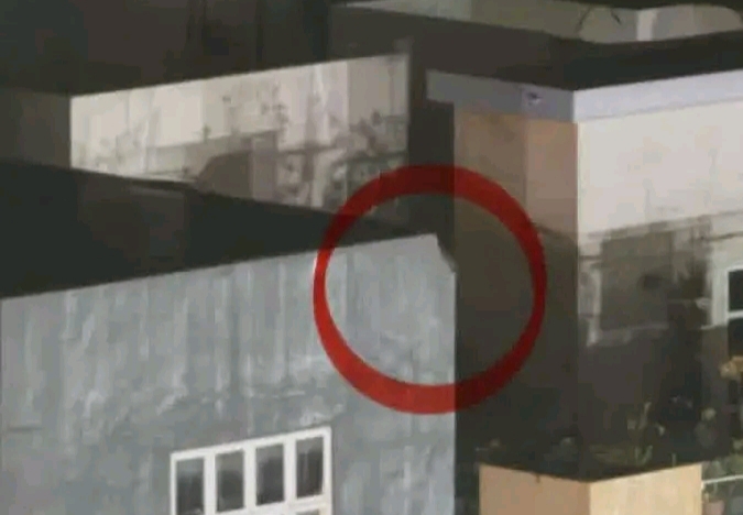 ބާރުގަދަ ހޮނެއް އަޅައި ހުޅުމާލޭގެ އިމާރާތަކަށް ބޮޑެތި ގެއްލުންތަކެއް ވެއްޖެ