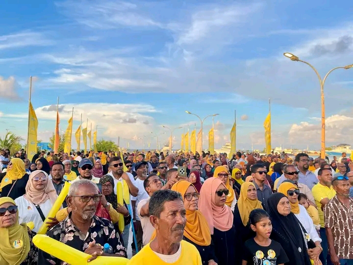 އައްޑޫ އަކީ އެމްޑީޕީގެ ބިޔަ ކިއްލާ: ކާމިޔާބީގެ އުފާ ފާޅުކުރުން ފަށައިފި