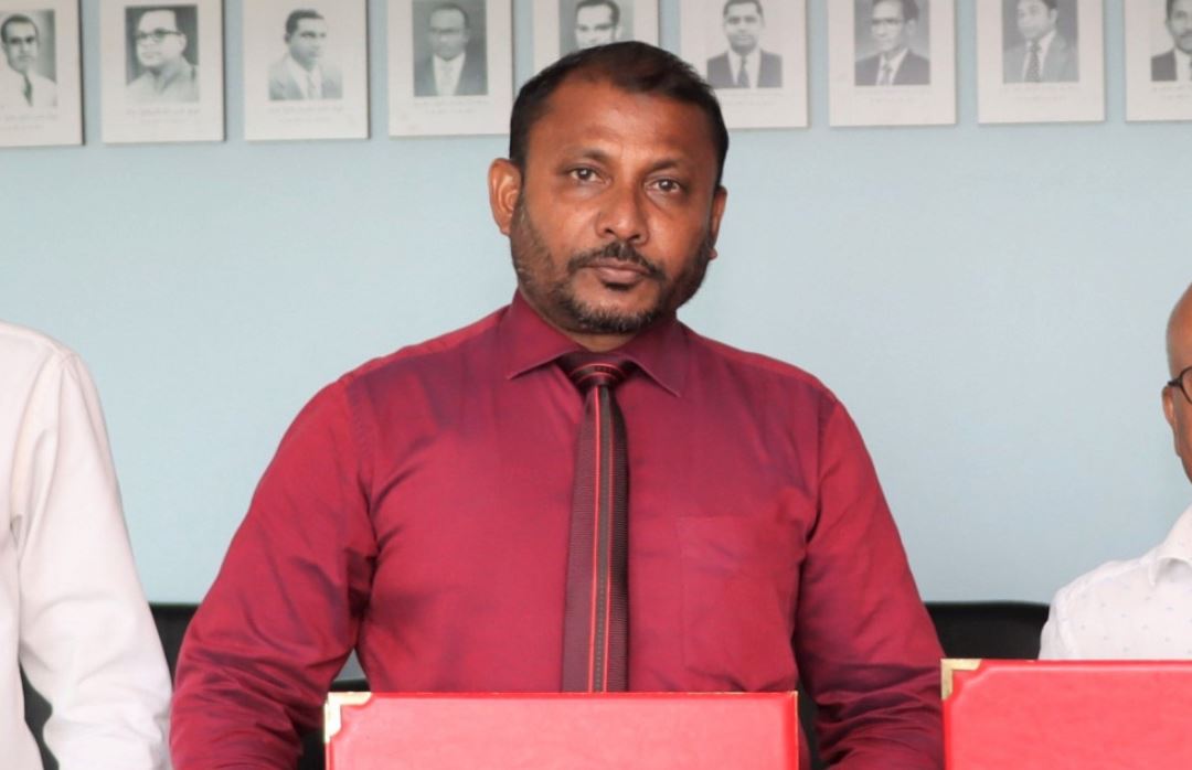 ޖިންސީ ފުރައްސާރައިގެ ތުހުމަތުކުރެވުނު ރިޔާޒު ޓްރާންސްޕޯޓަށް