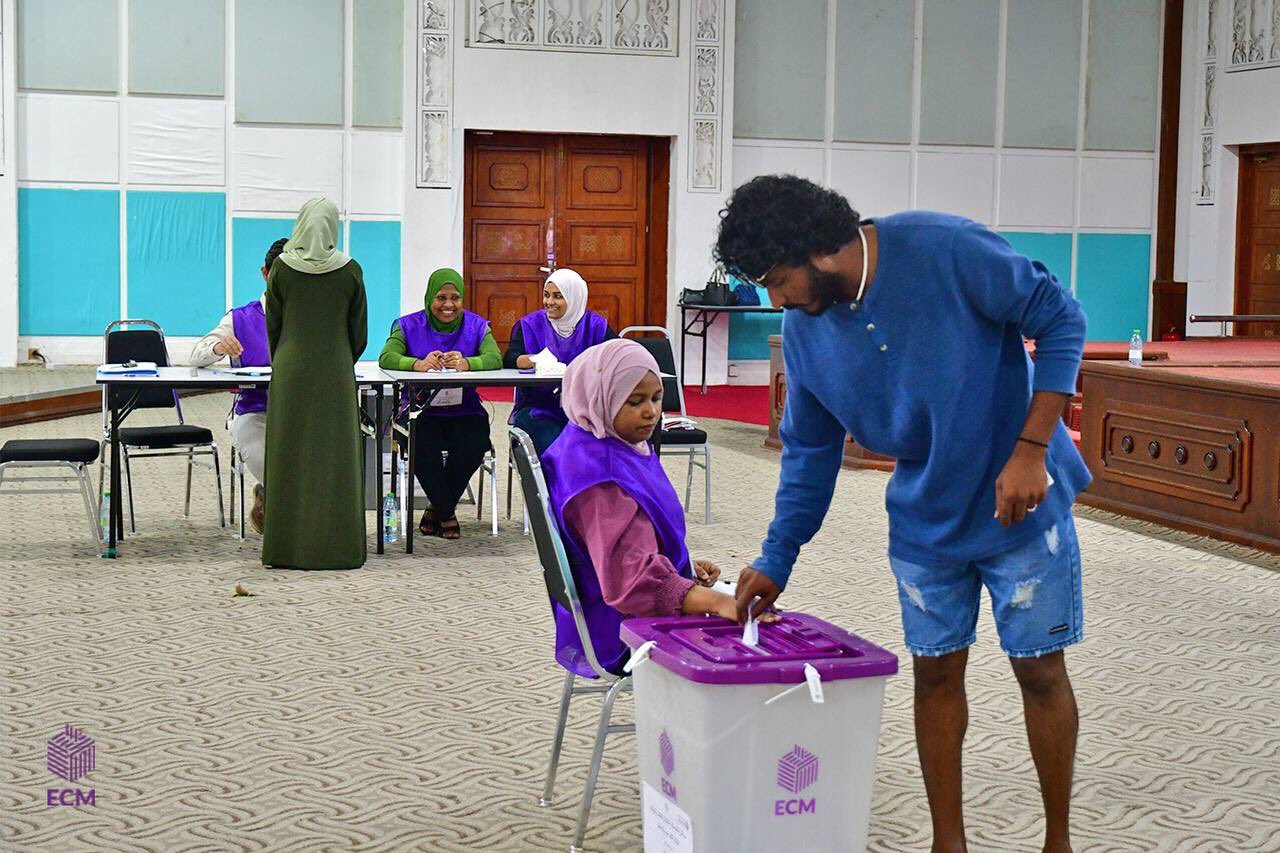 ހައްޏާމީދޫގެ ބައި އިލެކްޝަން ކާމިޔާބުކުރީ އަމިއްލަ ކެންޑިޑޭޓް