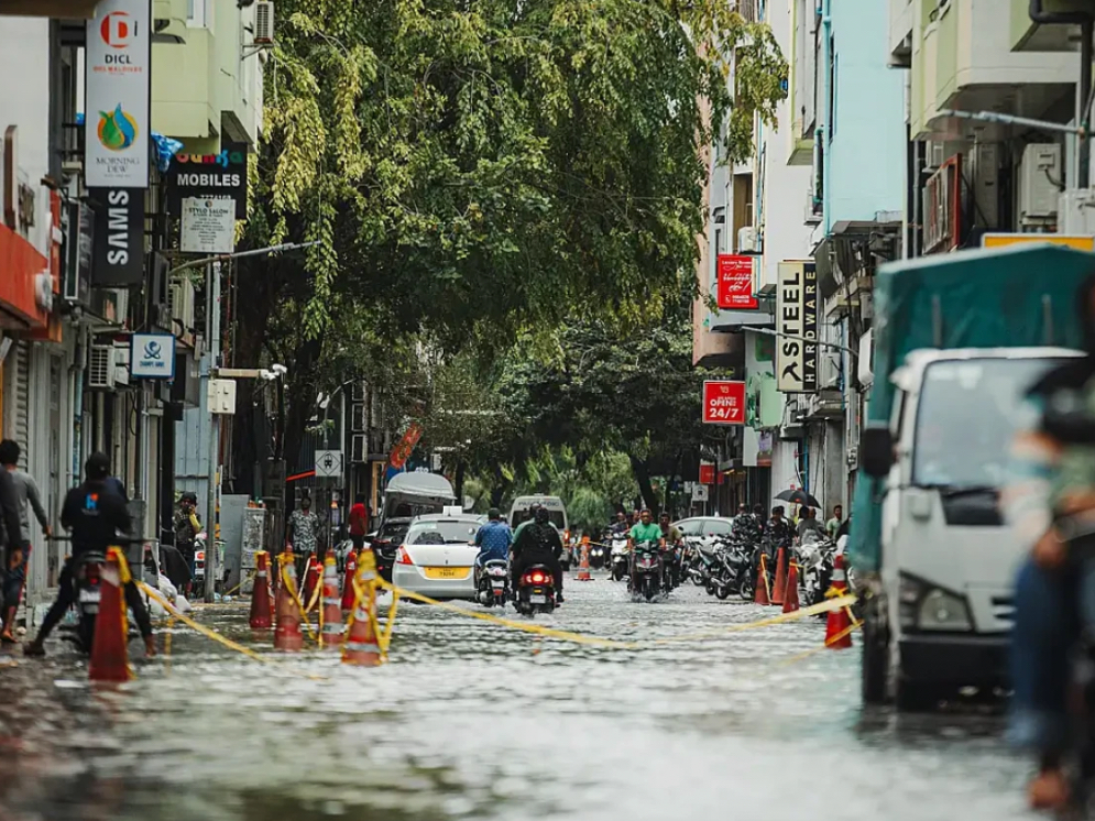 މާލޭގައި ފެންބޮޑުވެދާނެ ކަމަށް ލަފާކޮށް ރައްކާތެރިކަމުގެ ފިޔަވަޅު އަޅަން އިލްތިމާސް ކޮށްފި