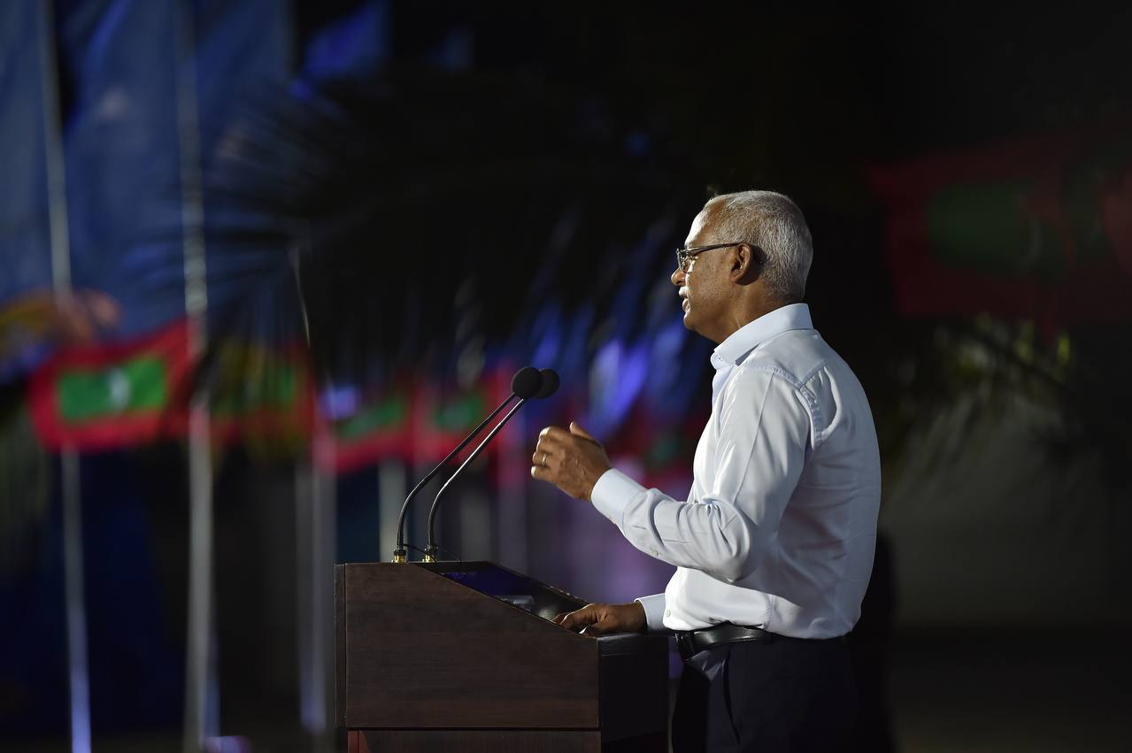 އުނދަގޫކޮށް ދުއްތުރާކޮށް، ކަންކަން ހުއްޓުވަން މަސައްކަތް ކުރުމަކީ ޚިޔާލުތަފާތުވުމެއް ނޫން: ރައީސް