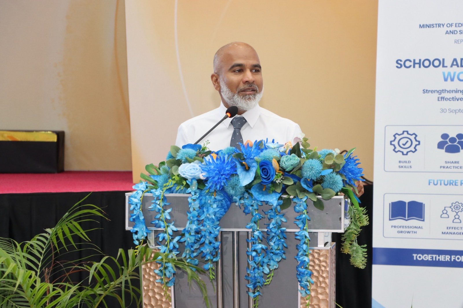 ސްކޫލު މާޙައުލަކީ އުފާވެރި ތަނަކަށް ހެދުމަށް ގިނަ މަސައްކަތްތަކެއް ކުރެވިއްޖެ: ވަޒީރު