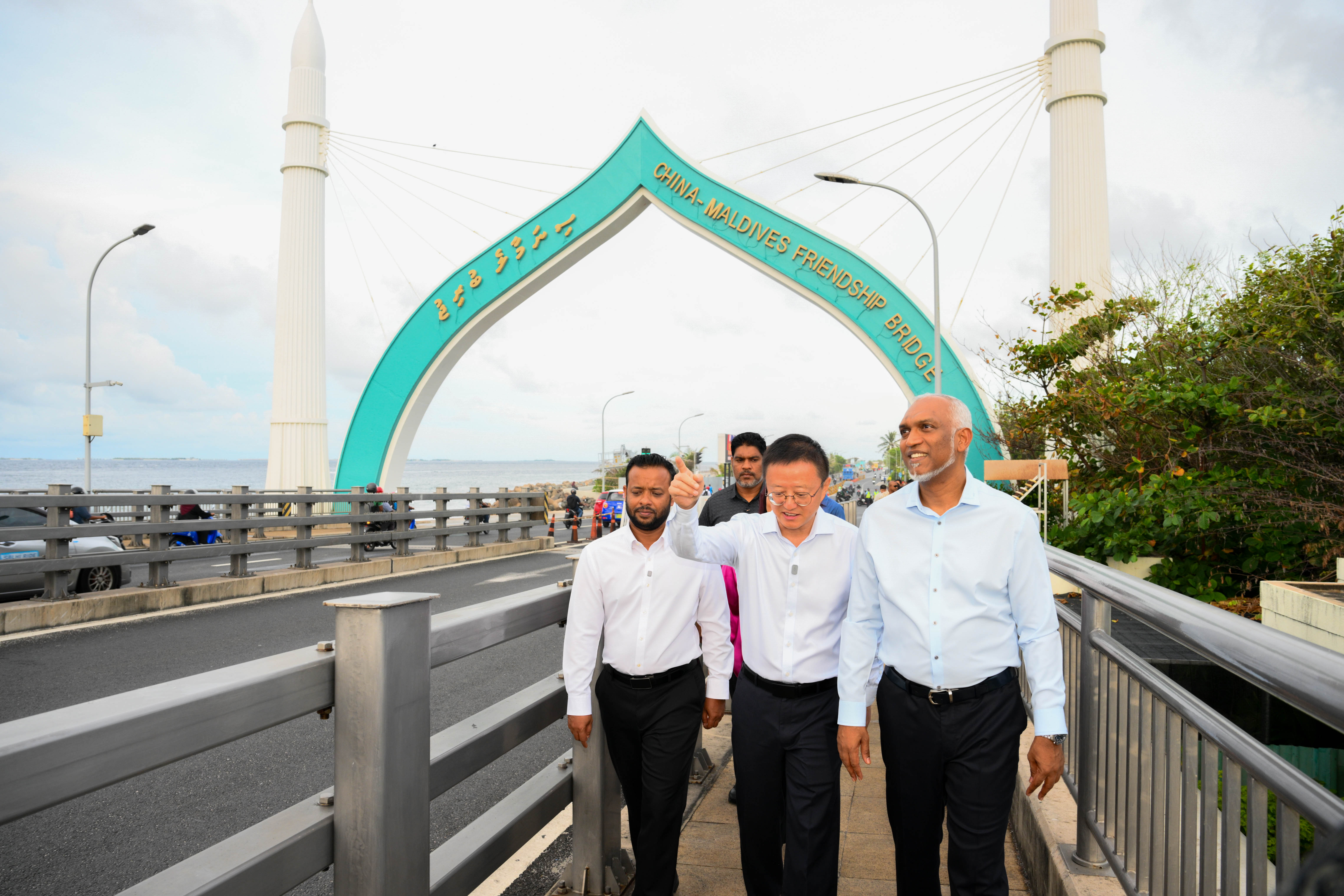 ސިނަމާލެ ބްރިޖަށް 8 އަހަރު: "ނުކުރެވޭނެ" ކަމަށް ބުނި ބިނާގެ ކާމިޔާބީއާއެކު ގައުމީ އިންޖިނިއަރުންގެ ދުވަސް