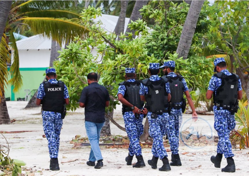 ފުލުހުންގެ ބަންދުގައި ތިބޭ މީހުންނާއި ބައްދަލުކުރާ އުސޫލުތަކަށް ބަދަލުތަކެއް