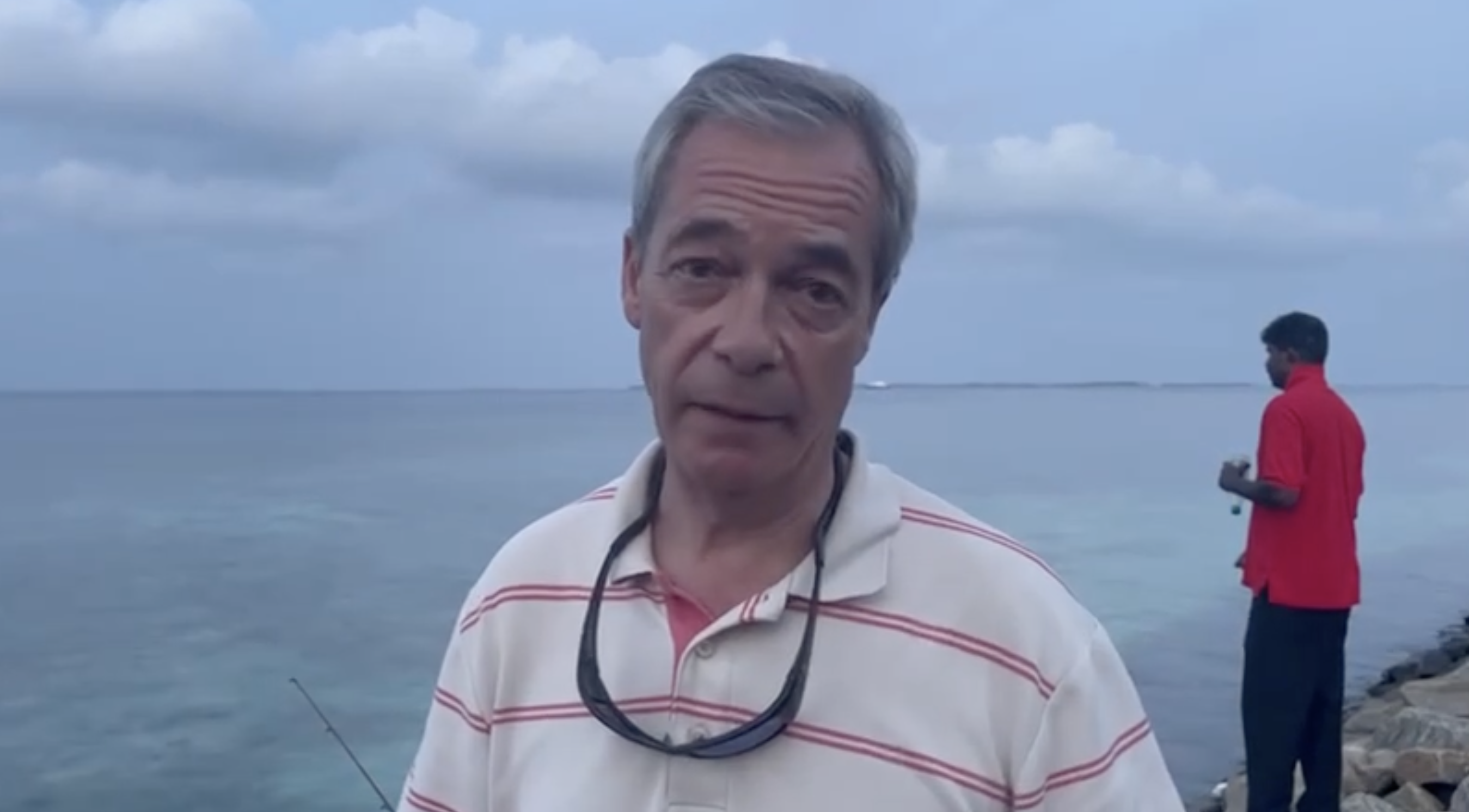 ޗާގޯސްއަށް ދާން ރާއްޖެ އައި އިނގިރޭސި މަޖިލިސް މެންބަރަކަށް ހުރަސް އެޅިކަމަށް ތުހުމަތުކޮށްފި