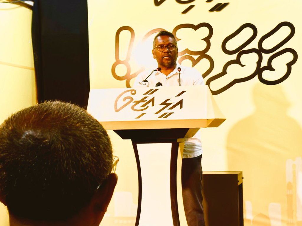 ރައްޔިތުންގެ ޖީބަށް ބޮޑެތި ތަކުލީފުތަކެއް މި ސަރުކާރުގައި އުފުލަން ޖެހިއްޖެ: ފައްޔާޒު
