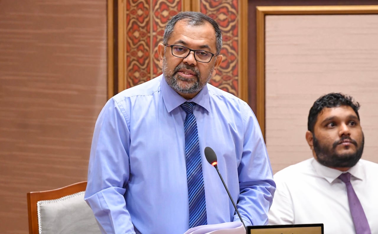 ރާއްޖޭގައި ތެލުގެ އަގު އުފުލުނު ނަމަވެސް، ހާލަތު ގޯހެއް ނުވާނެ: ވަޒީރު މޫސަ