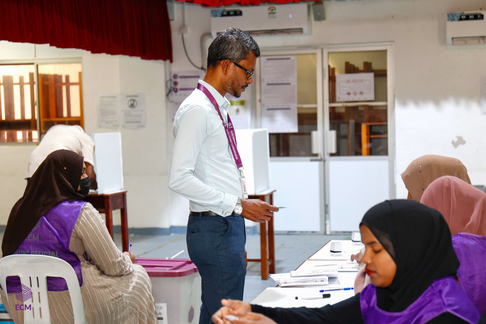 ހިތަދޫ އުތުރު ދާއިރާގެ ބައި-އިލެކްޝަންގައި 4،114 މީހުންނަށް ވޯޓުލުމުގެ ޙައްޤު ލިބޭ: އީސީ